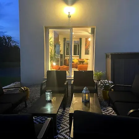 Spacious Luxury Countryside Retreat Holiday home Estry
