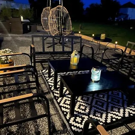 Spacious Luxury Countryside Retreat * Estry