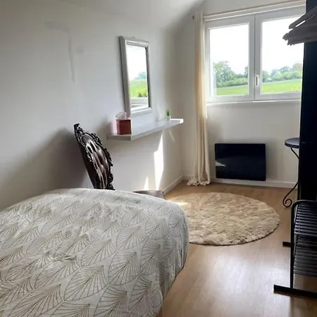 Spacious Luxury Countryside Retreat Estry