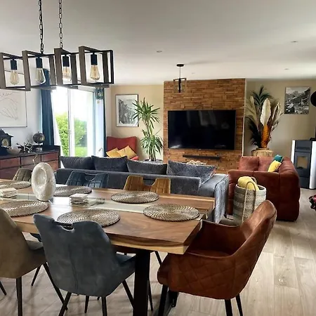 Spacious Luxury Countryside Retreat