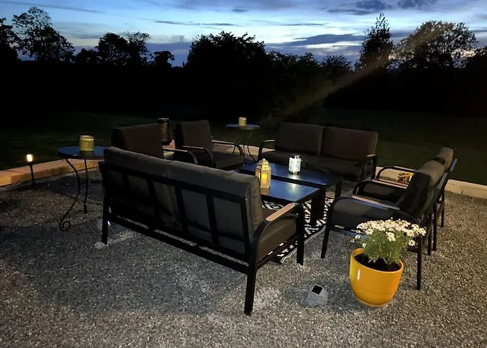 Spacious Luxury Countryside Retreat