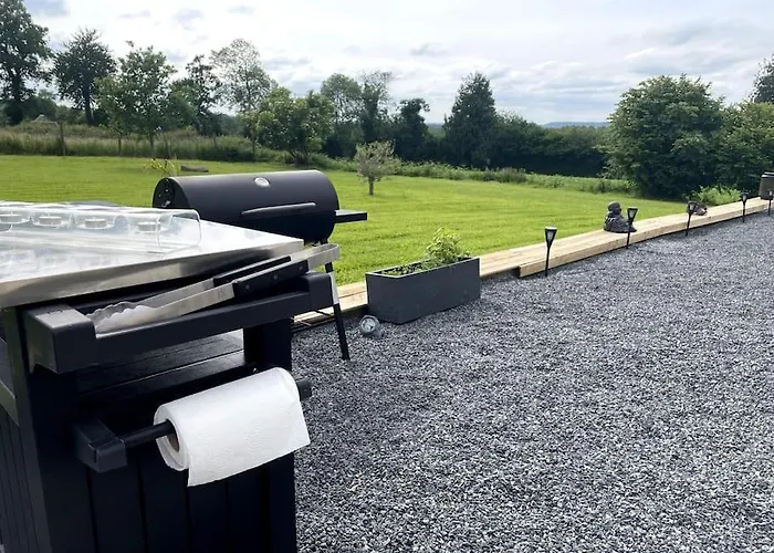 Spacious Luxury Countryside Retreat *